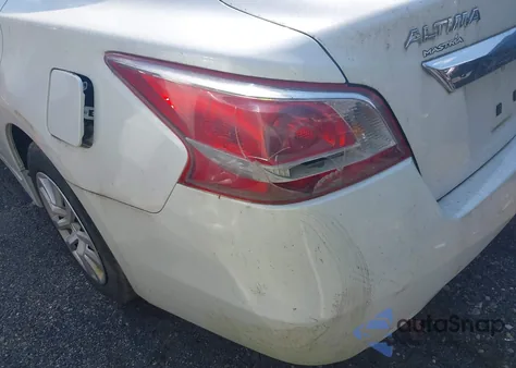 2013 Nissan Altima 2.5 S from USA, damaged, VIN 1N4AL3AP6DC263189